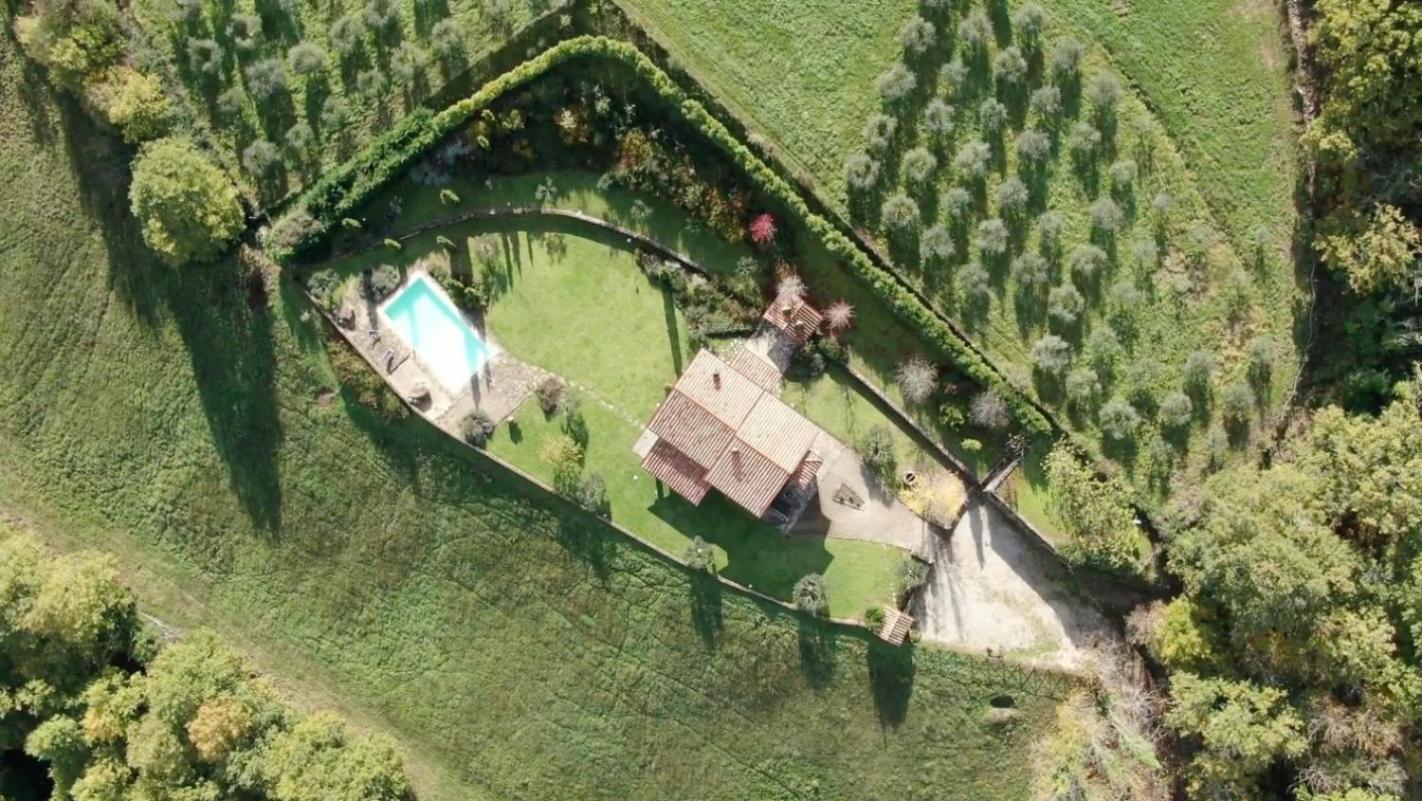 Villa Elisa - Private Pool & Airco Near Reschio Castle Lugnano エクステリア 写真